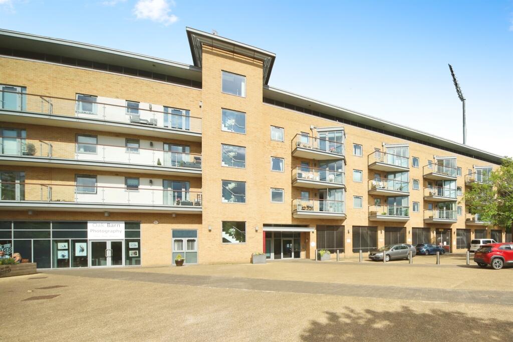 Apartment in Taunton - View 2
