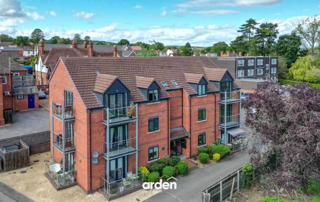 Main image of property: Brookes Close, Studley, B80