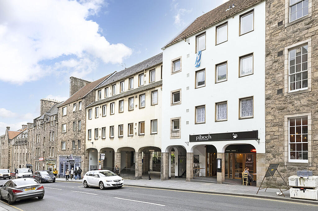 Main image of property: 238 (Flat 1) Canongate, Old Town, Edinburgh, EH8 8AB
