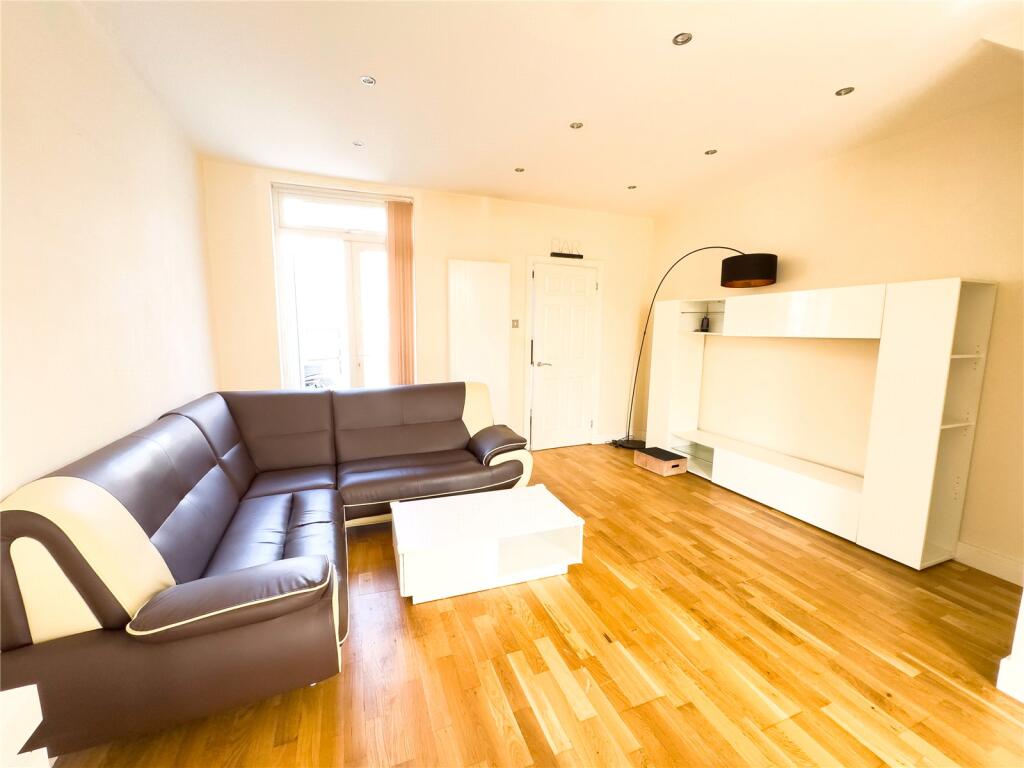 House in Manchester, Greater Manchester - View 5