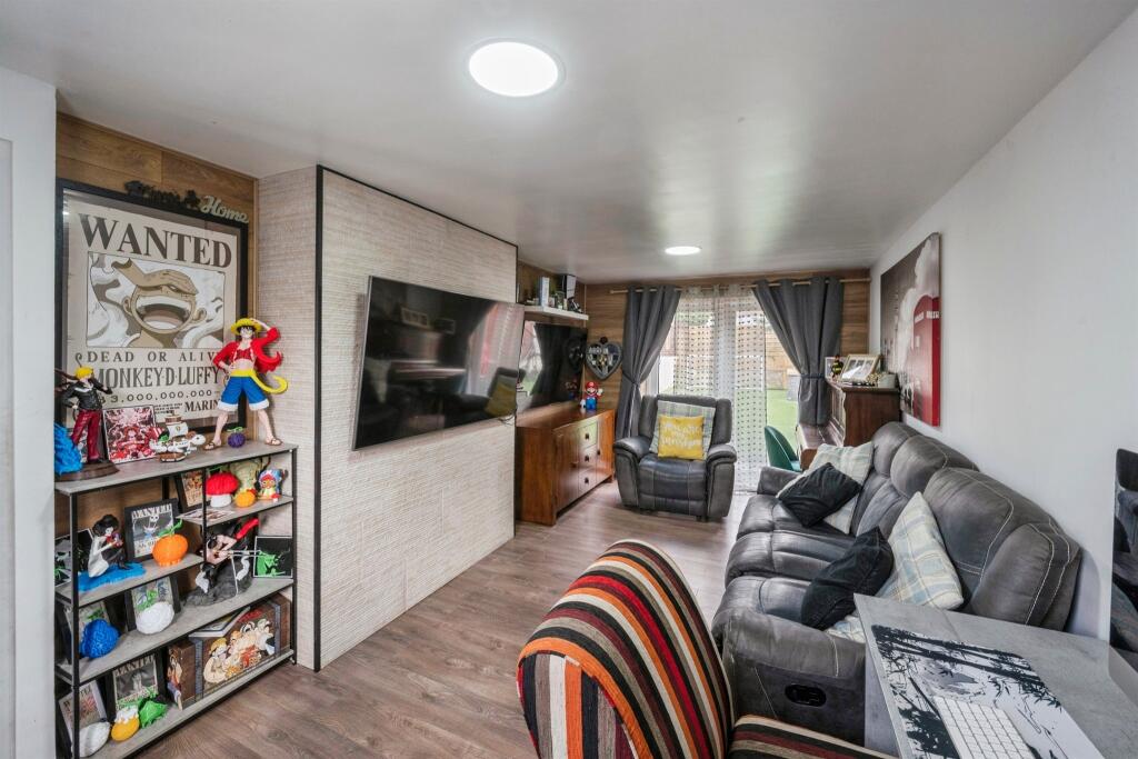 Searby Road, SCUNTHORPE photo 3