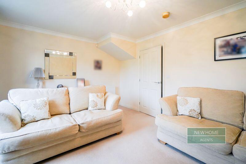 House in South Kesteven, Great Gonerby - View 4