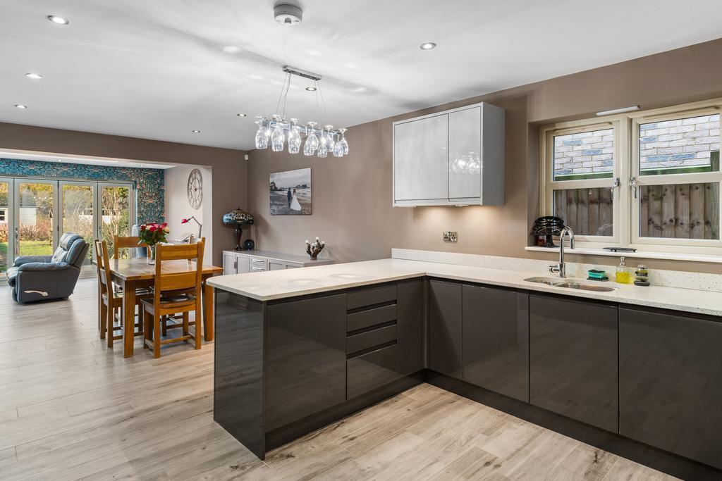 Gull Road, Guyhirn, Wisbech, Cambs, PE13 4ER photo 2