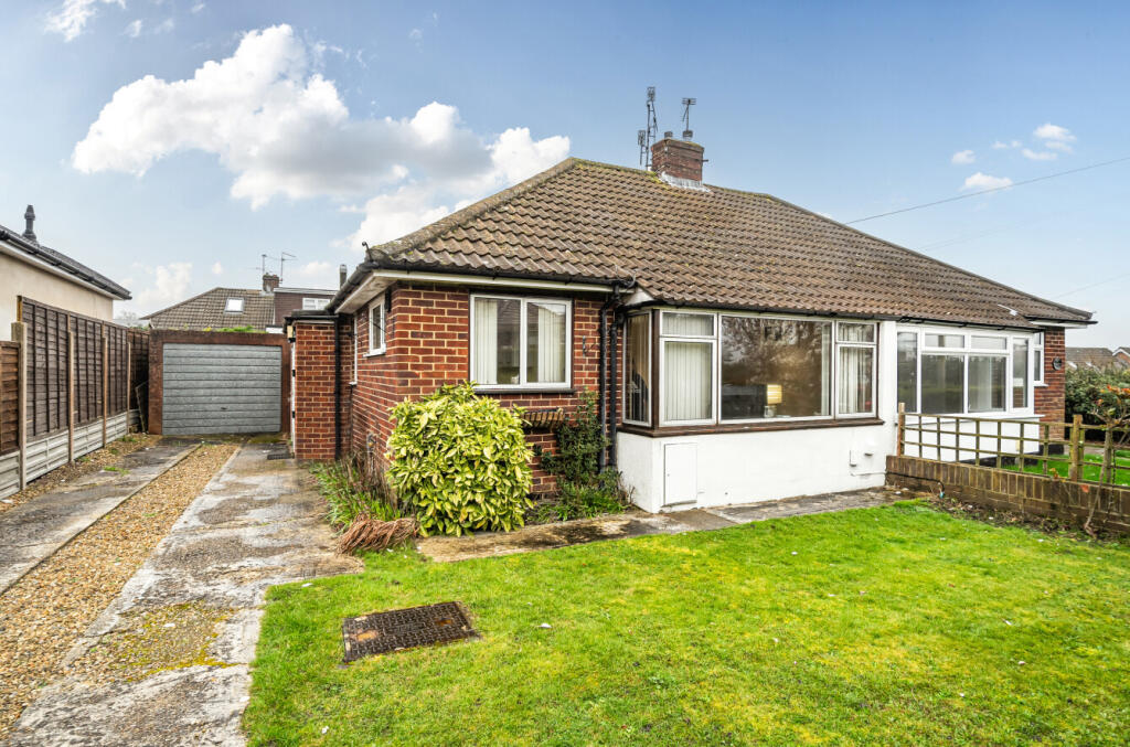 Main image of property: Upper Weybourne Lane, Farnham, Surrey