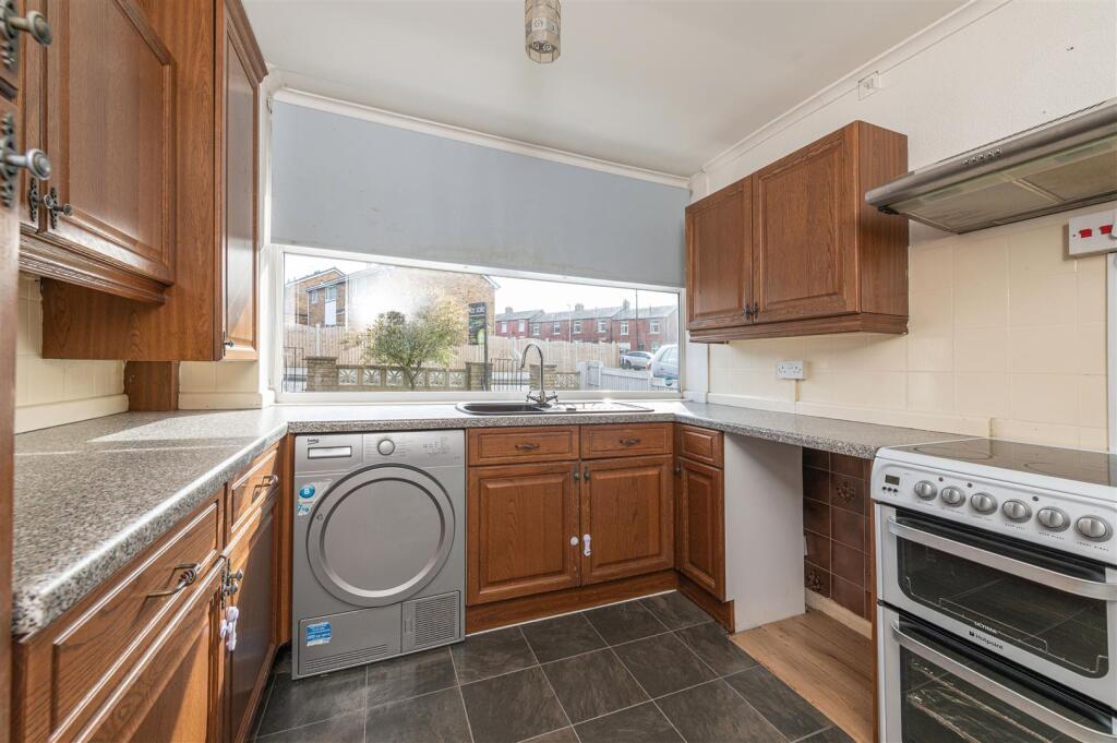 House in Calderdale, Lower Edge - View 4