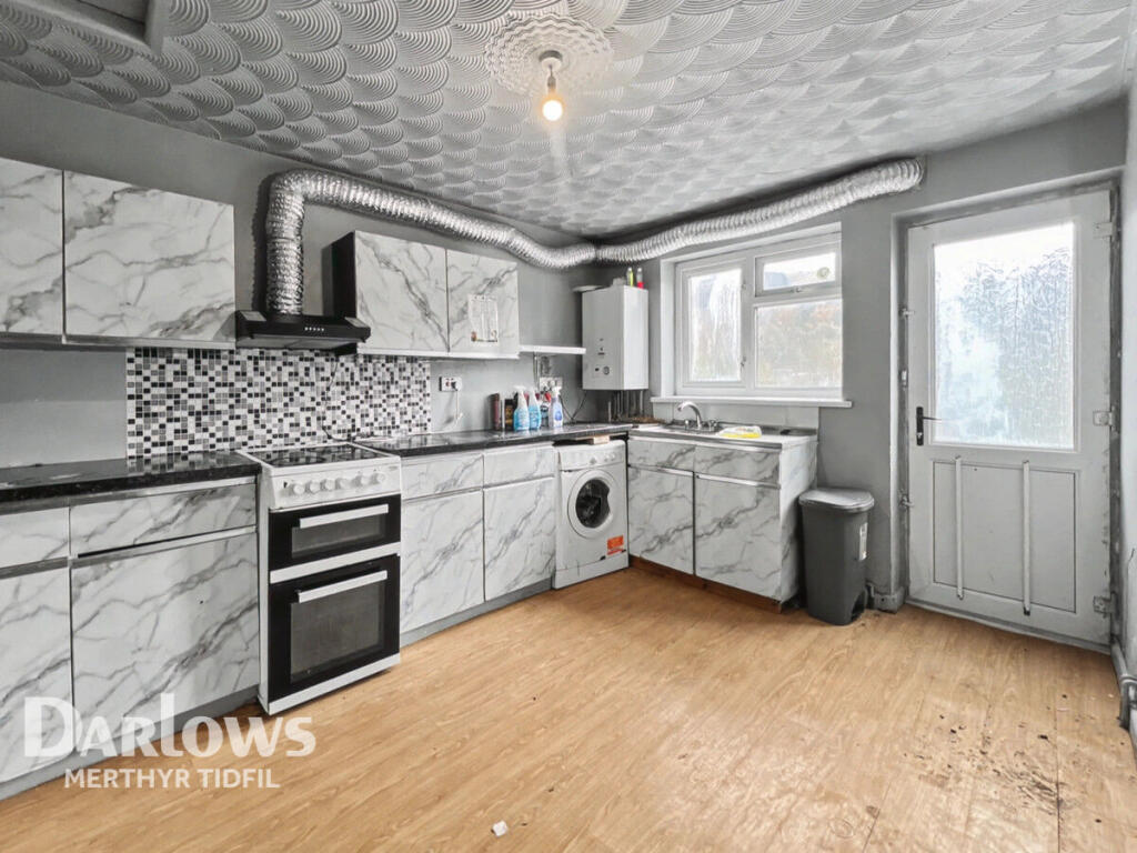 Main image of property: Perthygleision, Merthyr Tydfil