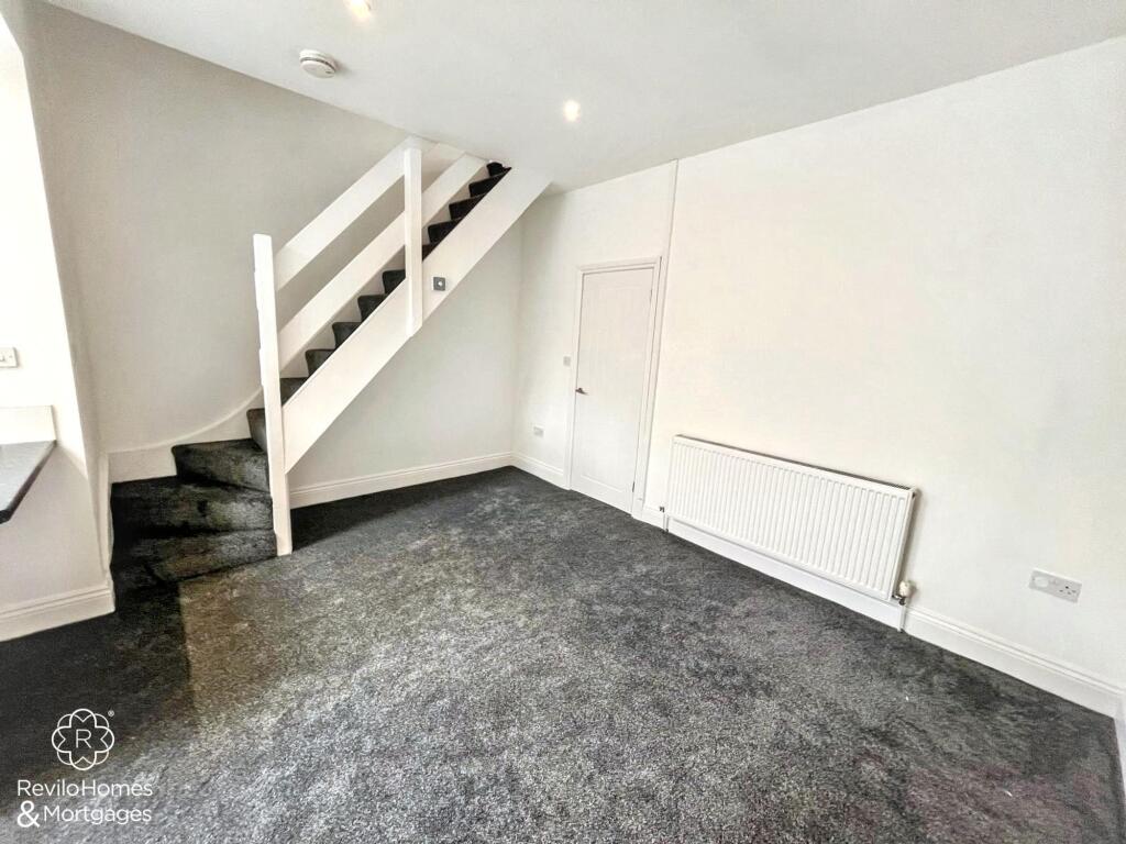 House in Oldham - More