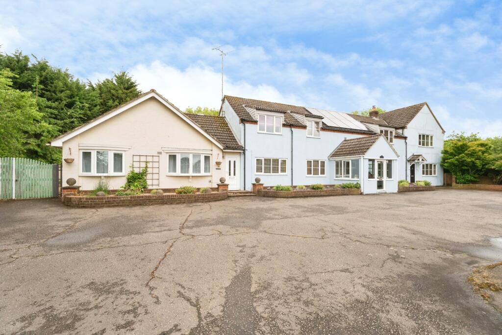 Main image of property: Lynn Road, Sculthorpe, Fakenham, Norfolk, NR21