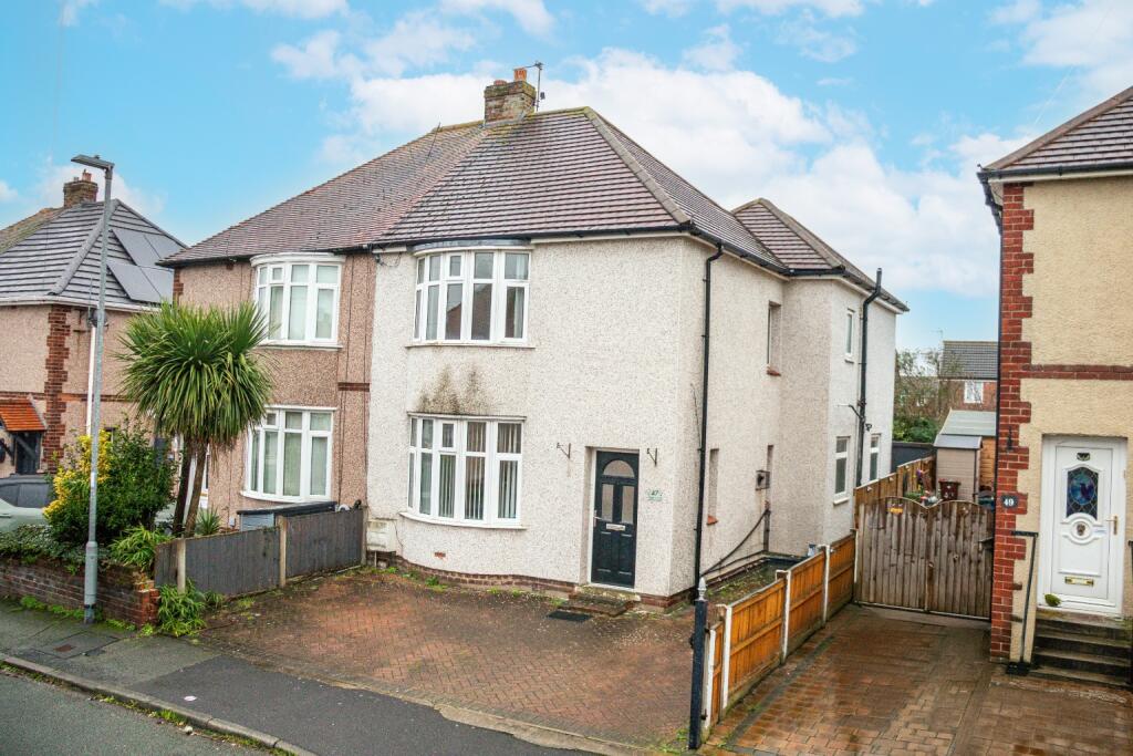 Main image of property: Kings Avenue, Flint, CH6 5JS