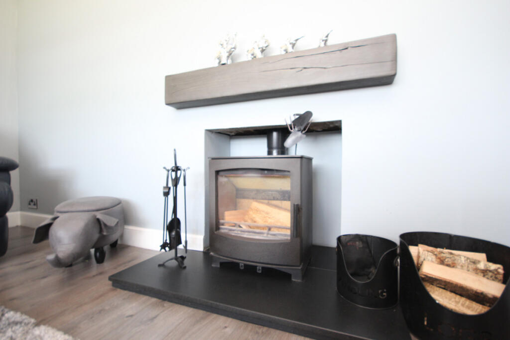 Stirling Road, Airdrie, ML6 - View 3