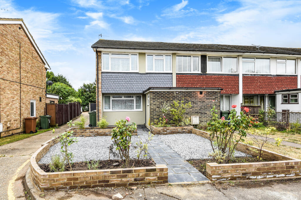 Main image of property: Guildford Park Avenue, Guildford, Surrey, GU2