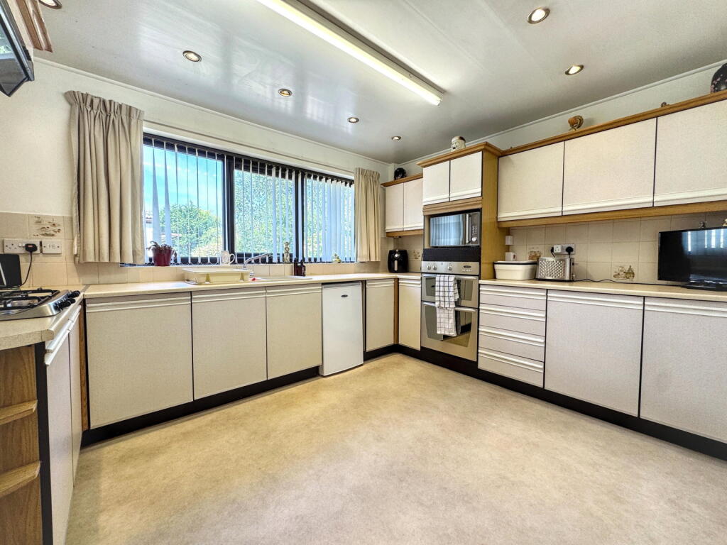 House in Llandudno, Kinmel Bay and Towyn - View 3