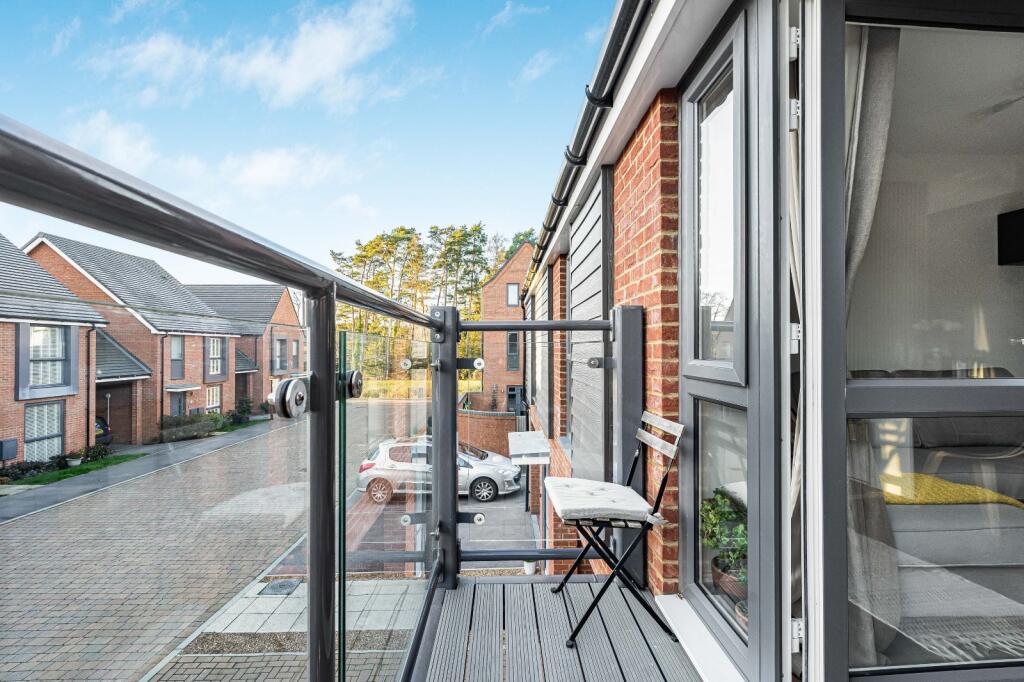 House in East Hampshire, Bordon Camp, Whitehill - View 5
