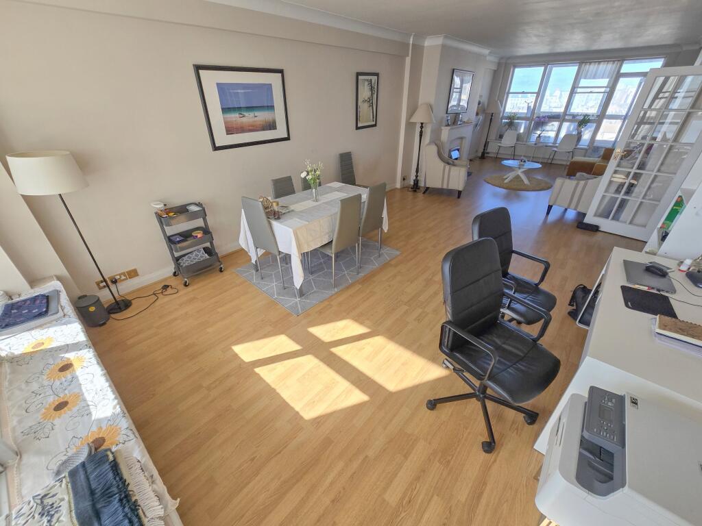 Apartment in Brighton - View 2