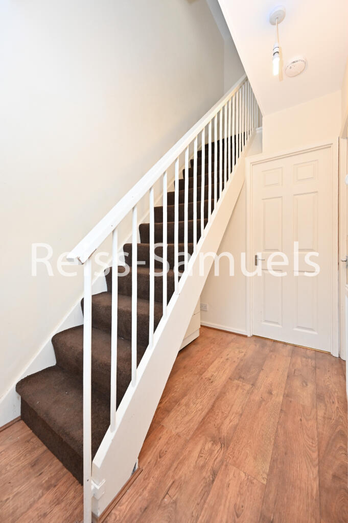 4 bedroom terraced house for rent
