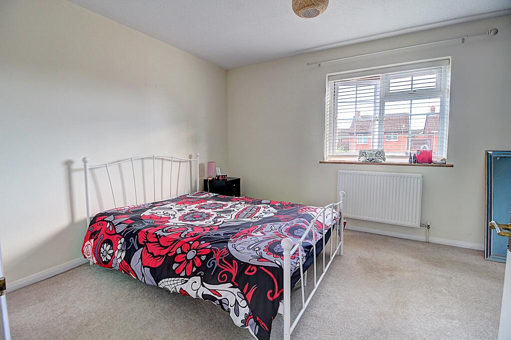 House in Basingstoke and Deane, Brighton Hill - View 5