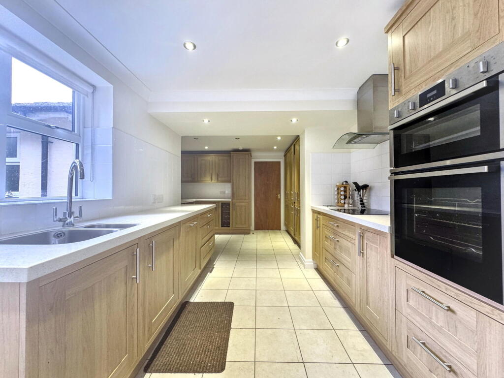 House in Llandudno - View 3