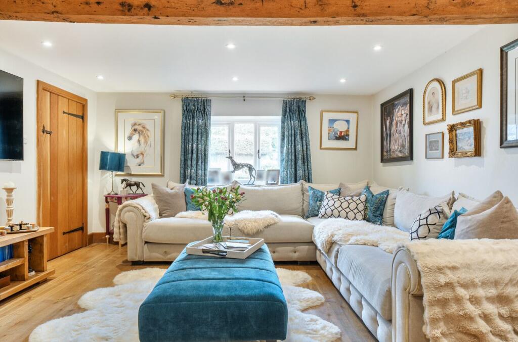House in Ilminster, Horton Cross - View 4