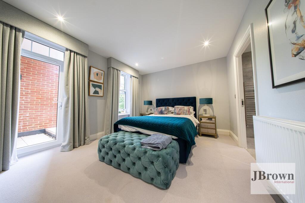 Apartment in Tonbridge - More