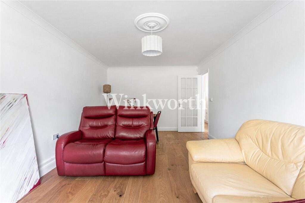 Apartment in London - View 5