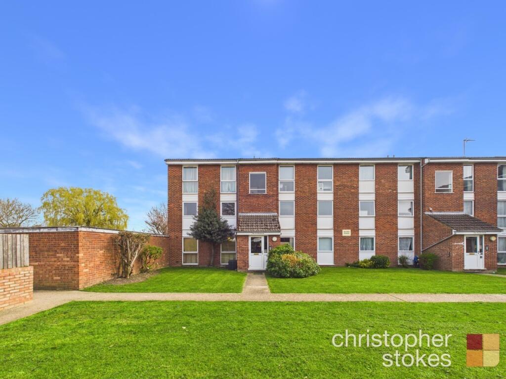 Main image of property: Clyfton Close, Broxbourne, Hertfordshire, EN10 6NX