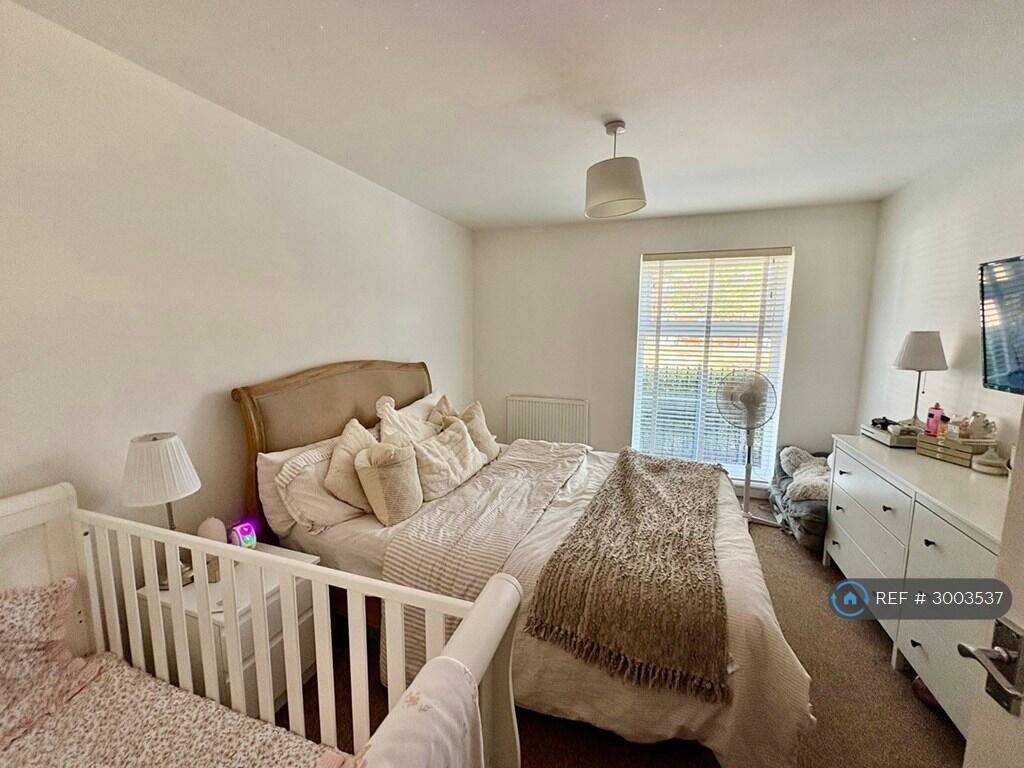 Apartment in Derby - View 4