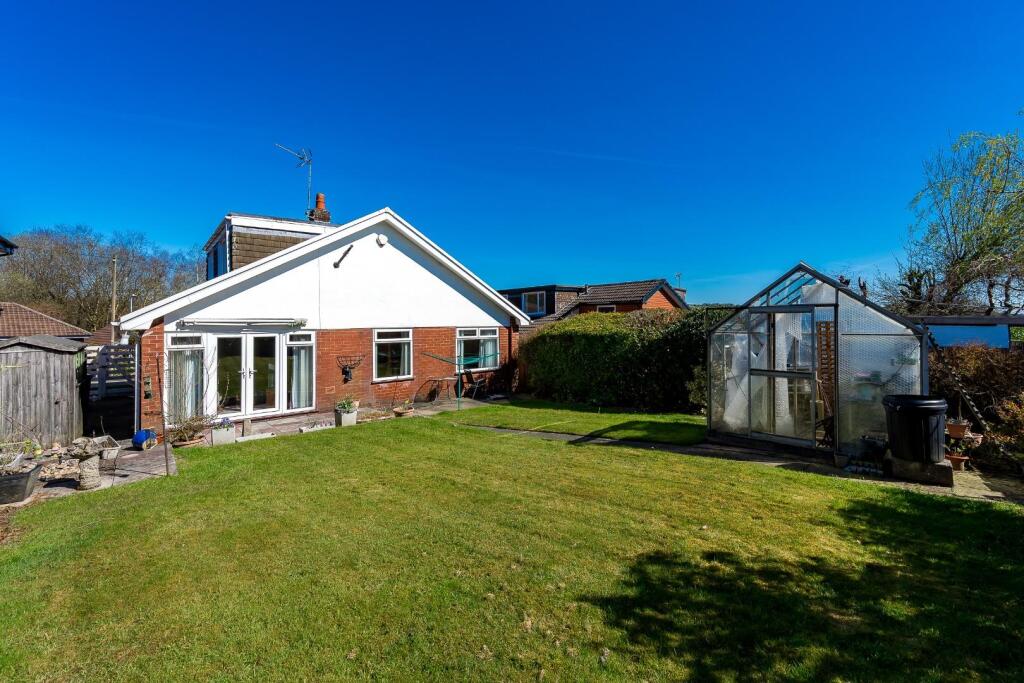 3-bed detached on Kiln Brow, Bromley Cross, Bolton, £330,000