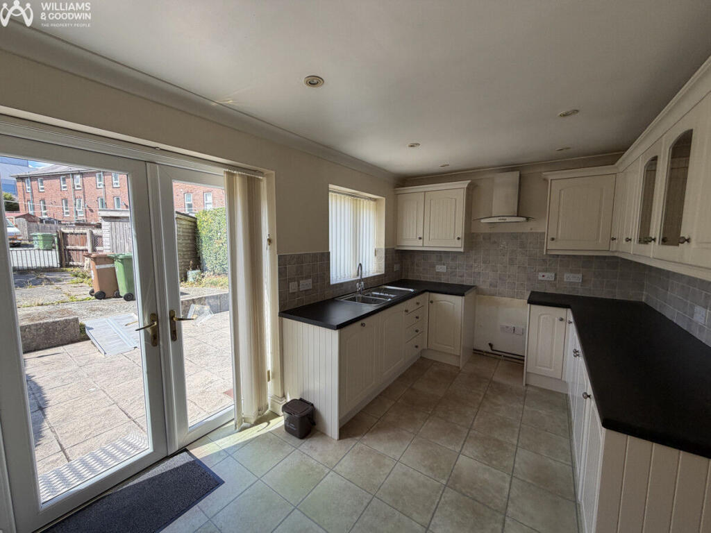 Dean Street, Bangor, Gwynedd, LL57 photo 3