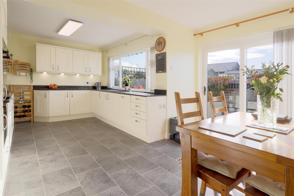 House in Newcastle upon Tyne - View 3