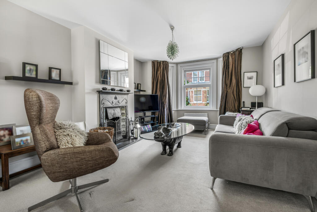 House in New Forest, Ringwood - More