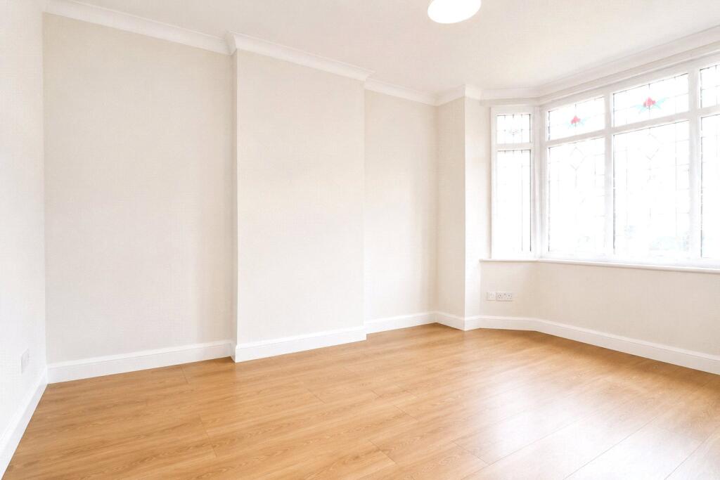 House in Guildford - View 5
