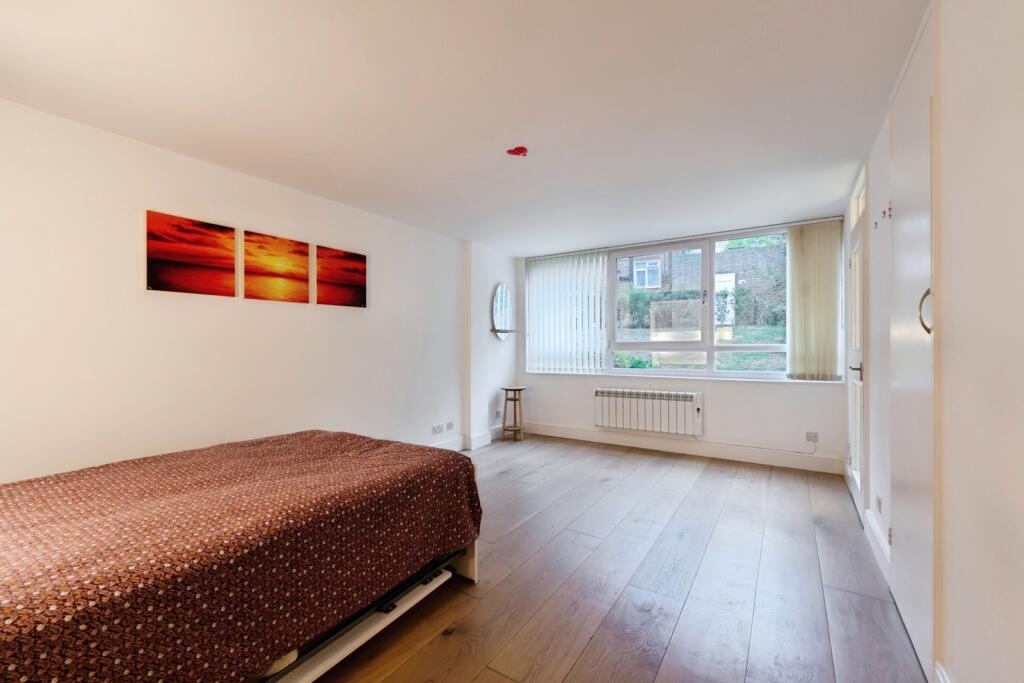 Main image of property: Howson Terrace, Richmond Hill, Richmond, TW10