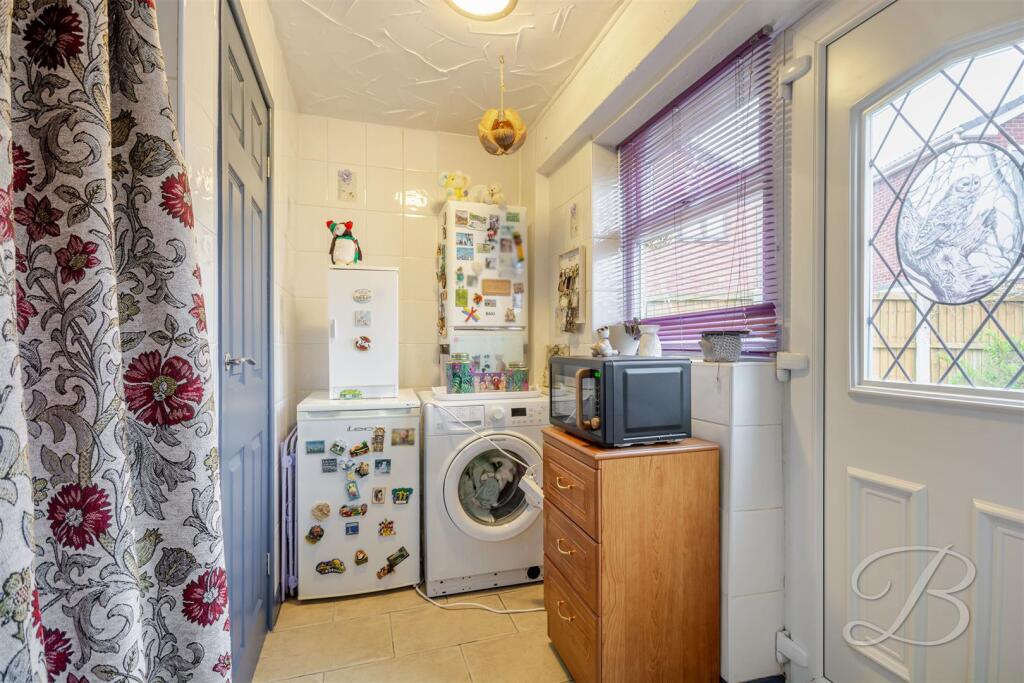 Blakeney Drive, Mansfield, Nottinghamshire - View 6