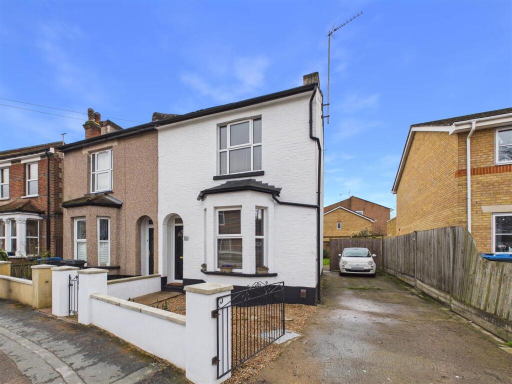 Main image of property: Dering Road, Croydon