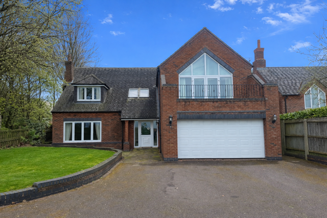 Main image of property: Lawnswood Close, Etwall, DE65 6QH