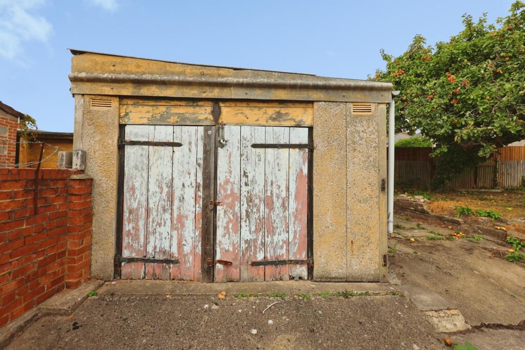 Property photo 11
