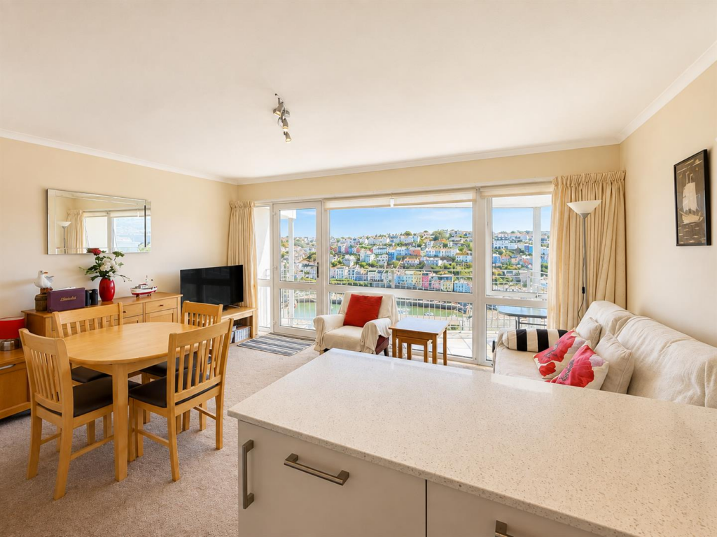 Apartment in Torquay - View 5