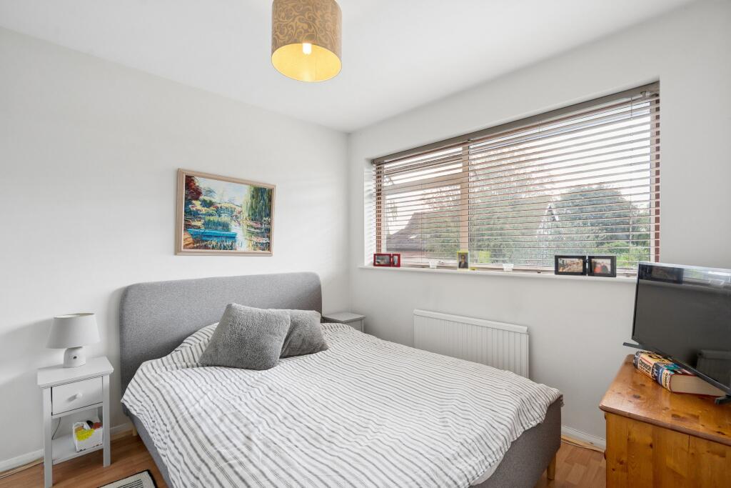 House in Hemel Hempstead, Chesham Bois - View 5