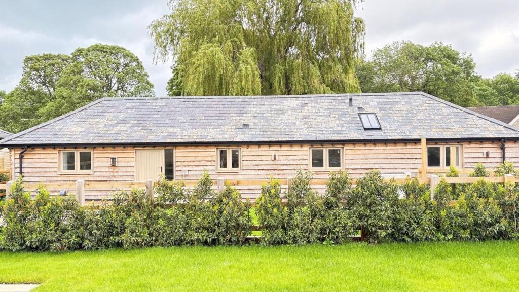 Main image of property: Curacy Farm Old School Lane, Lighthorne, Warwickshire, CV35