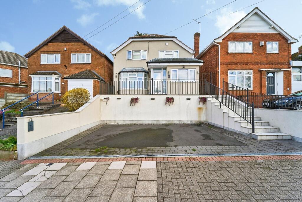 Main image of property: Craythorne Avenue, Birmingham, B20