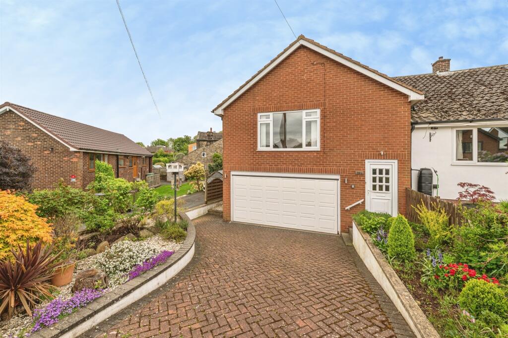 Main image of property: Leyfield Bank, Holmfirth