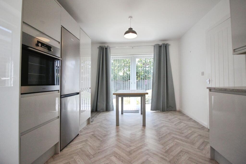 House in Swindon - View 5