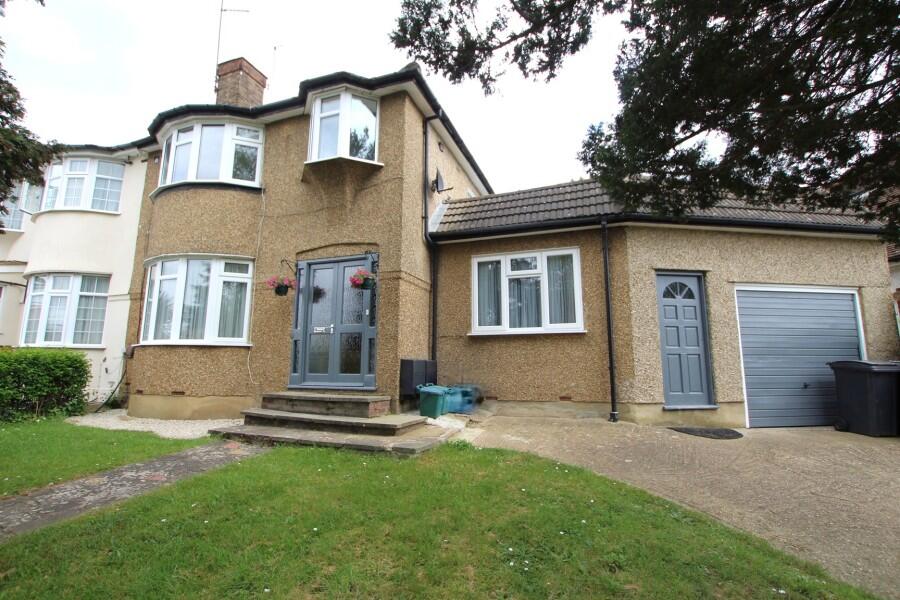Main image of property: The Avenue, Wembley