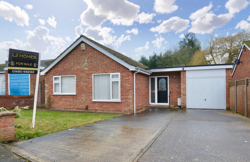 Main image of property: Manor Farm Road, St. Neots, Cambridgeshire, PE19