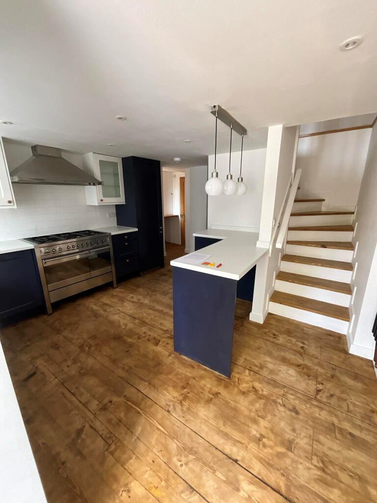 House in Peterborough - View 5
