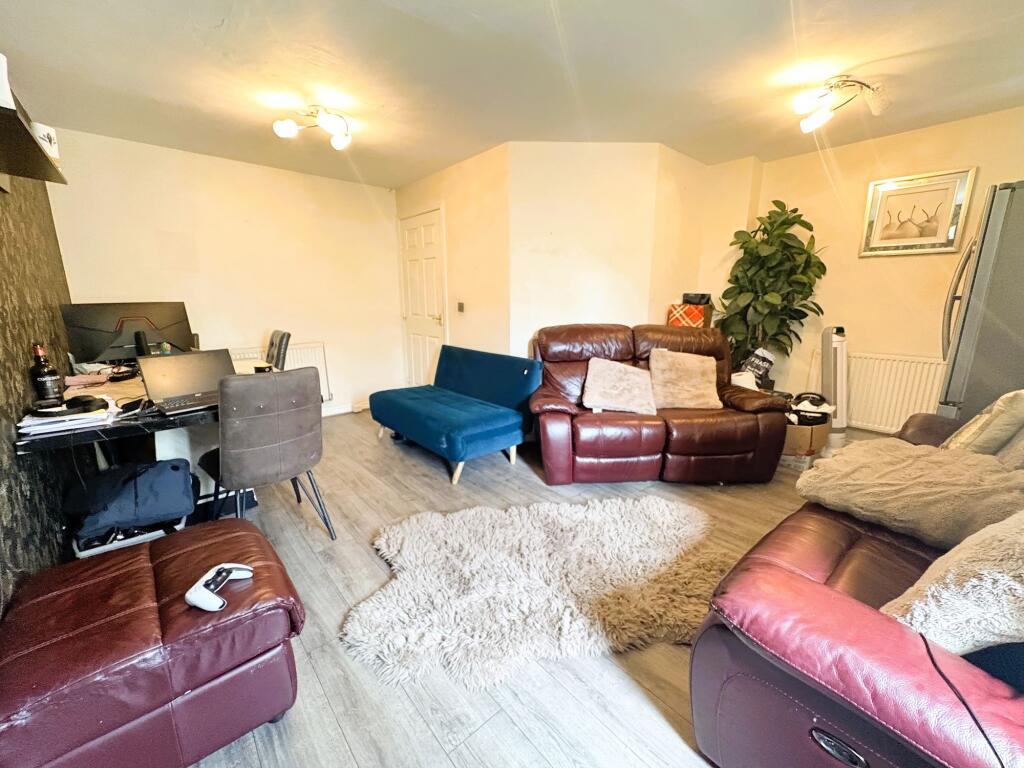 House in Manchester, Charlestown - View 4
