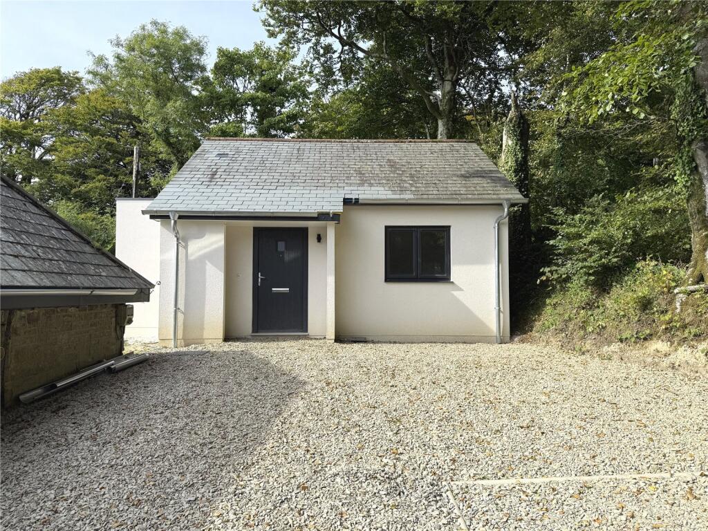 Main image of property: The Stables Mews, Penstowe Park, Kilkhampton, Bude, EX23