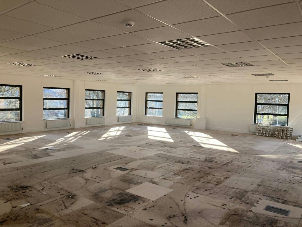 3 Trident  Interior2.jpg