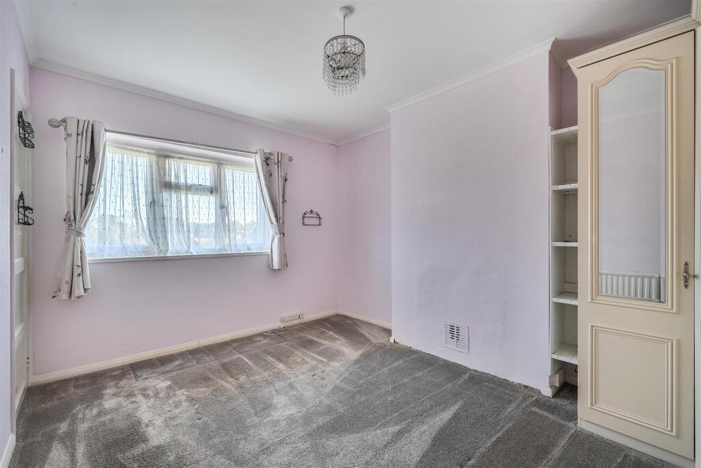 House in Wealden, Herstmonceux - More