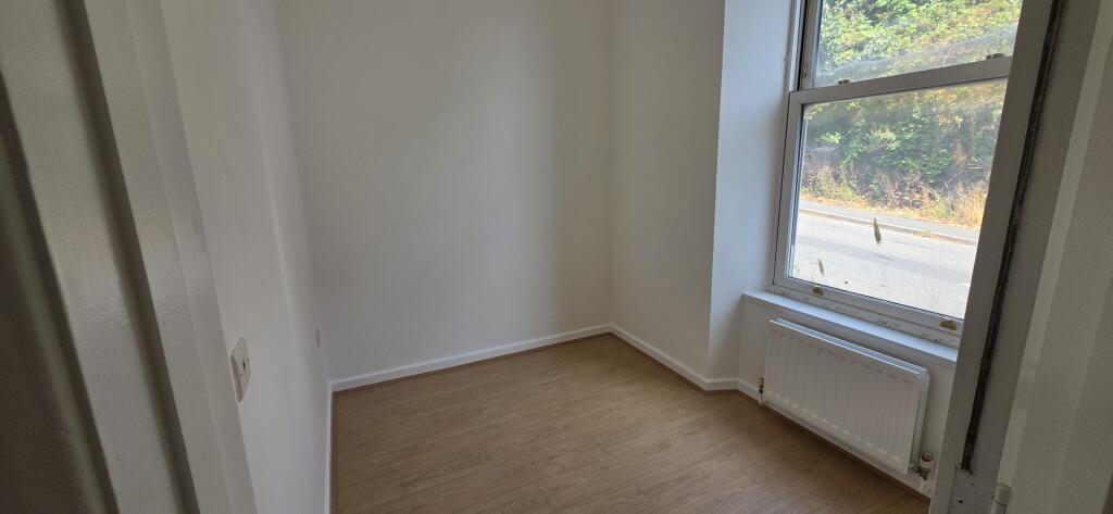 Apartment in Plymouth - View 2